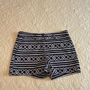 Crown & Ivy Nautical Knots Navy and White shorts, great condition, Size 6